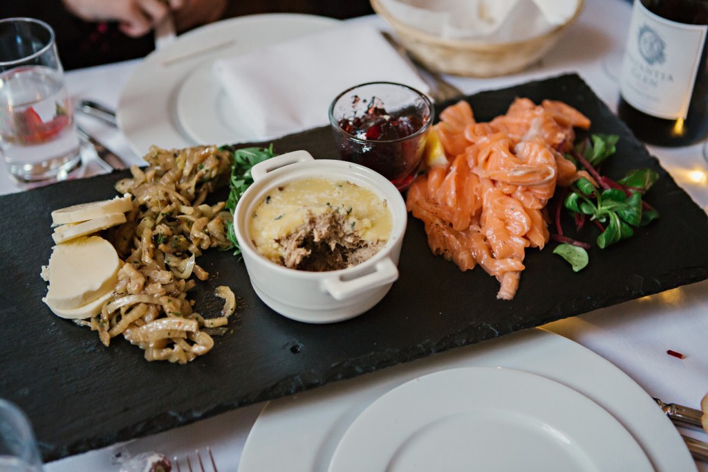 Handcrafted private chef sharing plate